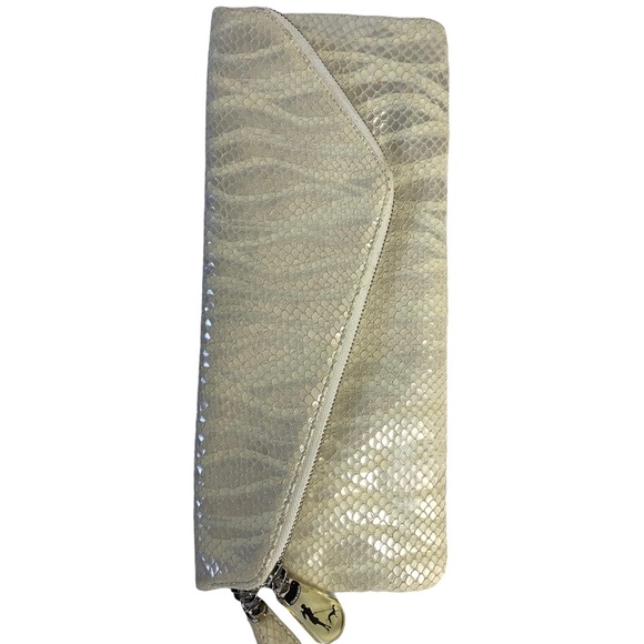 Henri Bendel Clutch - Picture 1 of 5